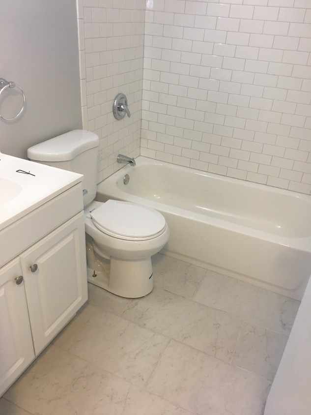 Foto principal - 2300 Madison Ave