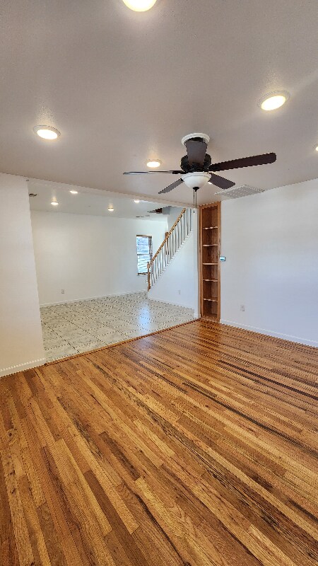 Foto del edificio - 1007 W 29th St