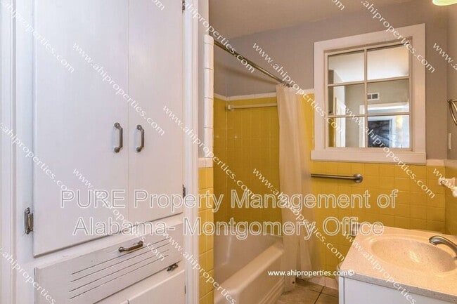 Building Photo - 3564 N Georgetown Dr