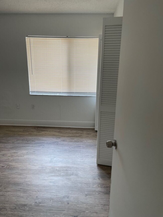 Foto del edificio - Two bedroom Two bath Condo
