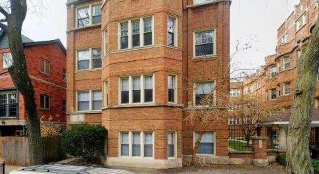 Foto del edificio - 5330 N Kenmore Ave