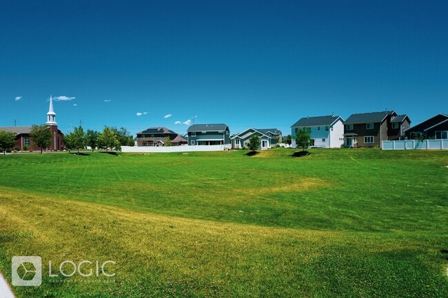 Building Photo - 15180 Gunpowder Ct