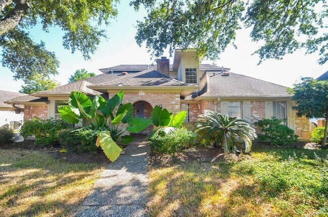 Building Photo - 10711 Sandy Shoals Dr