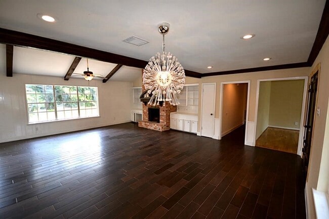 Foto del edificio - 11211 Ash Creek Dr