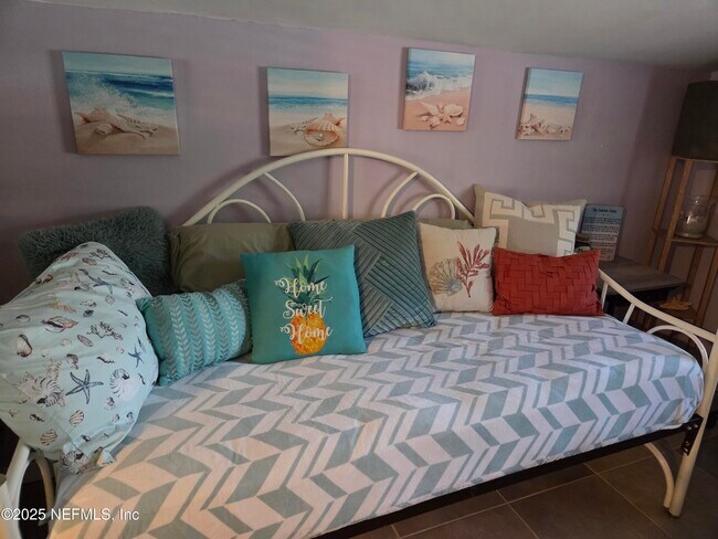 Foto del edificio - 1811 Eastern Dr