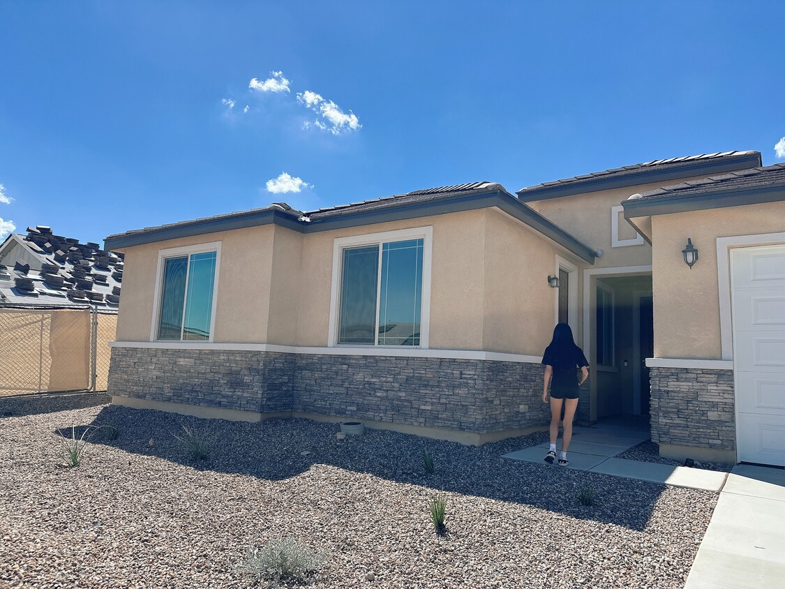 Primary Photo - 4061 Hudson Ln