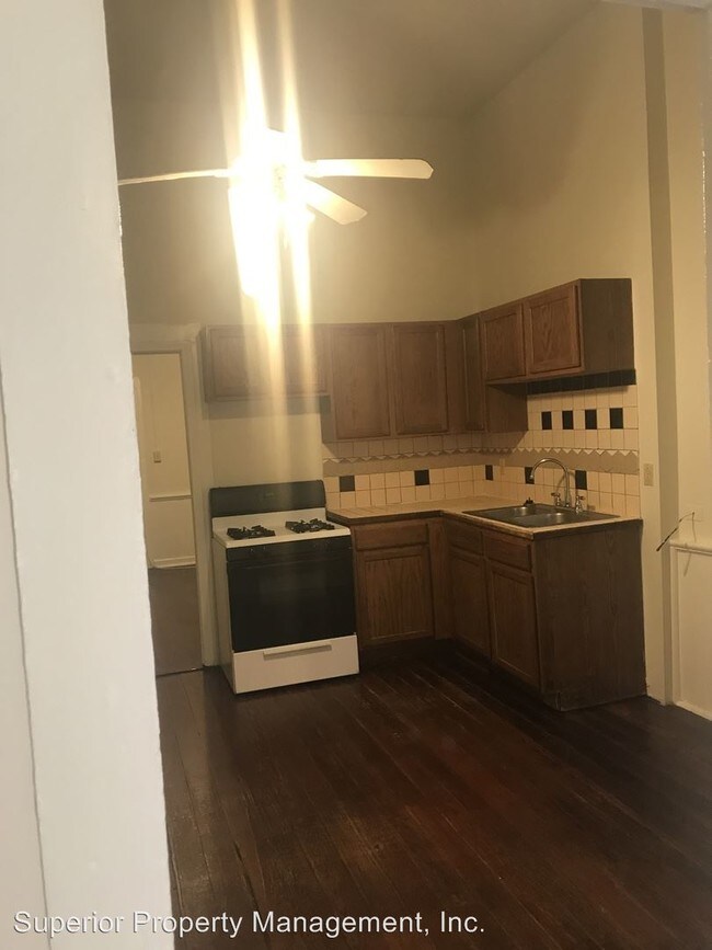 Building Photo - 4535 Tchoupitoulas St