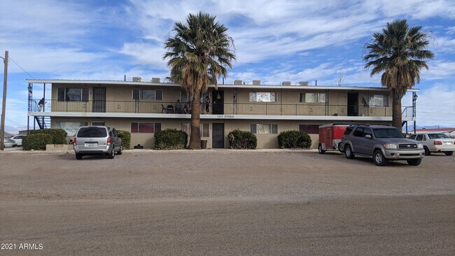 Foto del edificio - 110 N Ford St