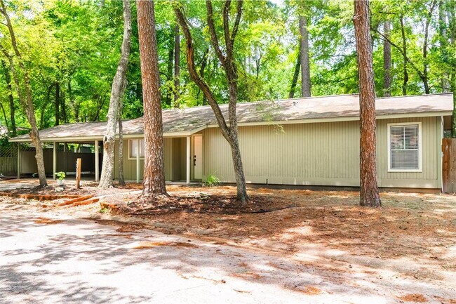 Foto del edificio - 2717 S Millbend Dr