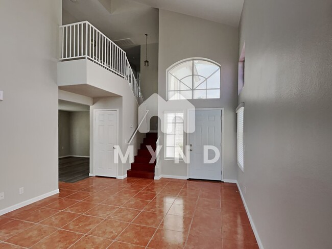 Building Photo - 1527 Cane Hill Dr