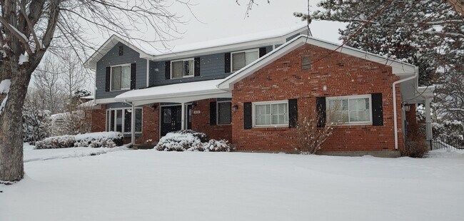 Foto del edificio - 4110 Stepney Ct