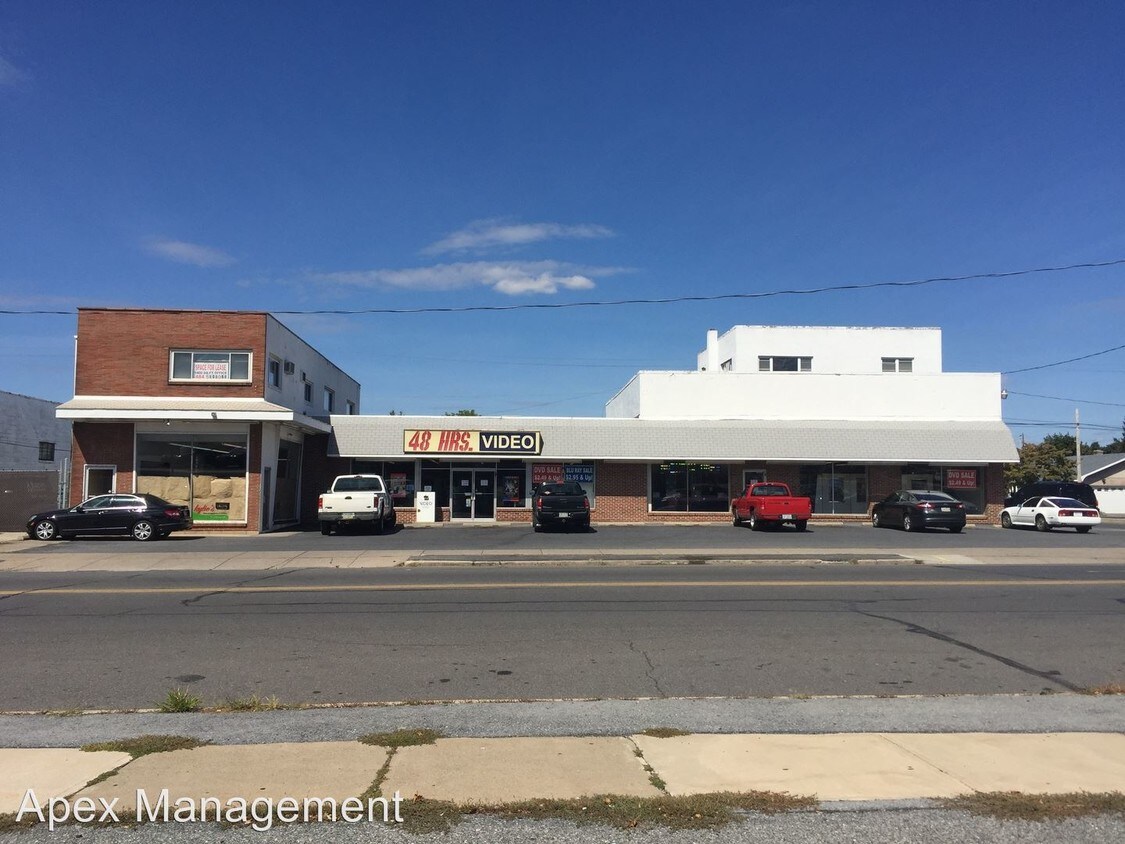 Primary Photo - 2121 Union Blvd