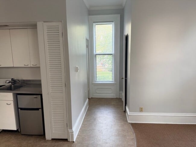 Building Photo - 601 Pearl St