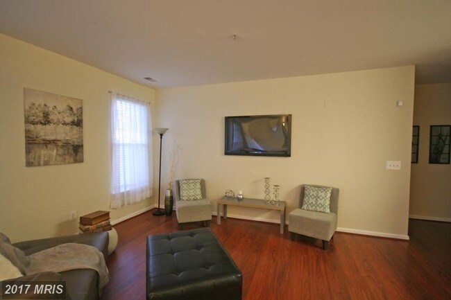 Building Photo - 2807 Ashfield Dr