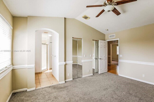 Foto del edificio - 3205 Osprey Ln