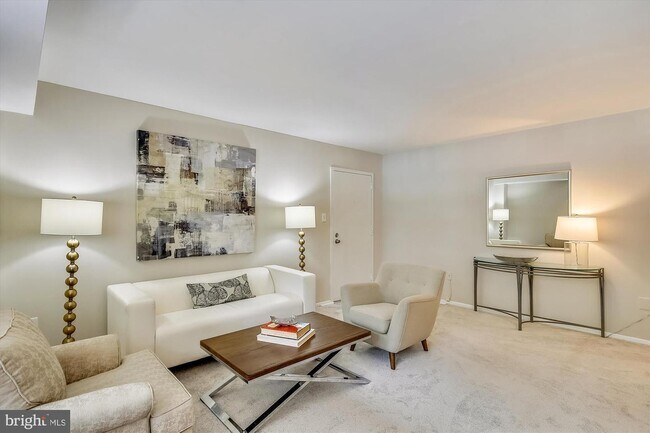 Foto del edificio - 3222 S 28th St
