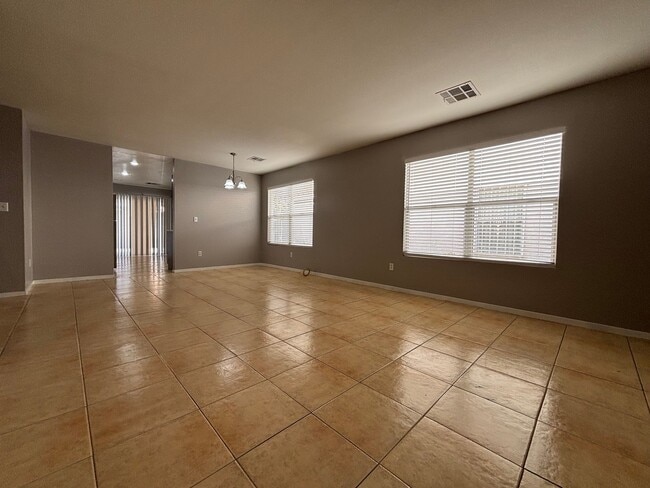 Building Photo - 5344 Dawes Ct