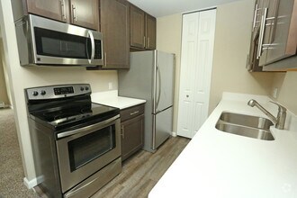 Interior Photo - Shoreview Apartments