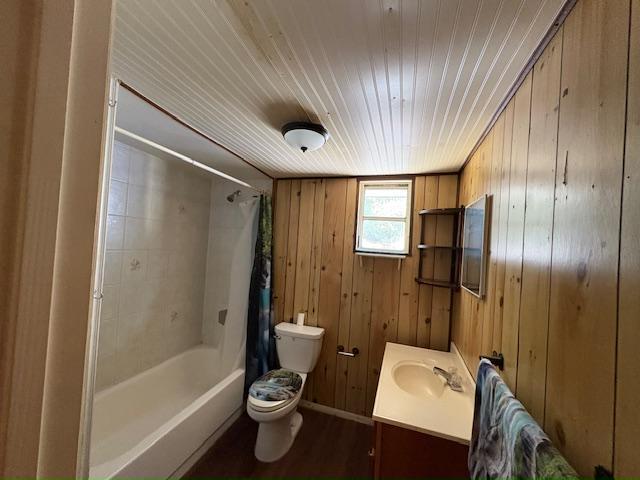 Foto del edificio - 2147 E Camp N Comfort Ln