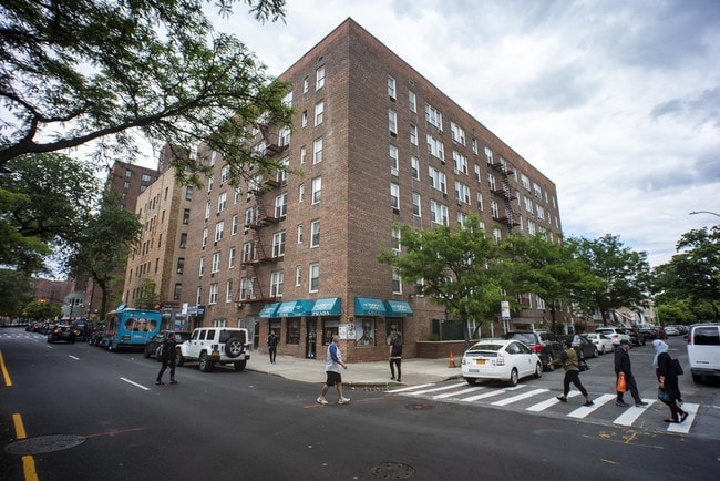 Building Photo - 1332 Metropolitan Ave