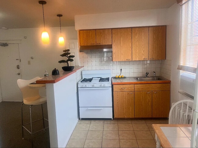 Photo - 1001 Wolf St Apartment