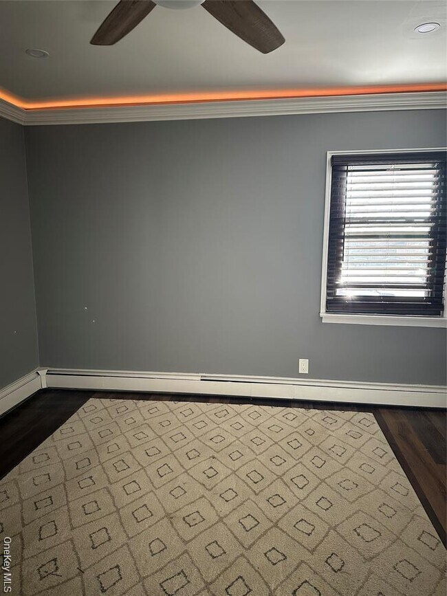 Foto del edificio - 55 Tulip Ave