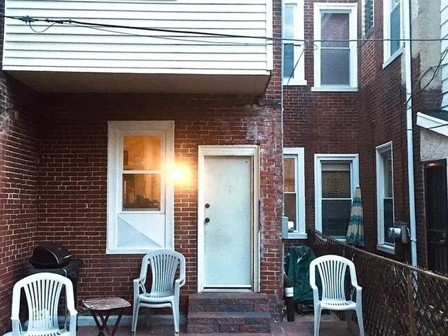 Building Photo - Thoughtfully renovated gem in the heart of...