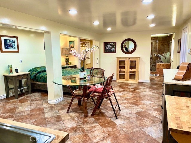 Primary Photo - 1361 W 35th St