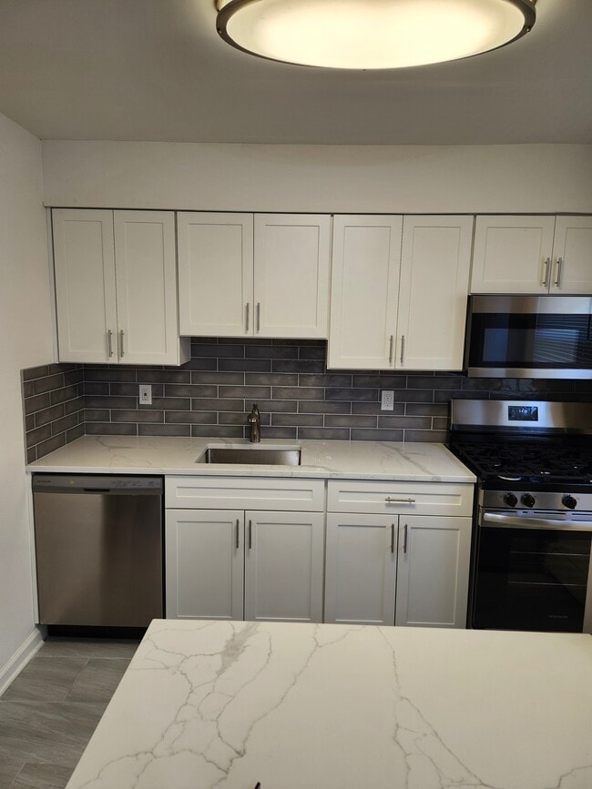 Building Photo - 2467 NJ-10
