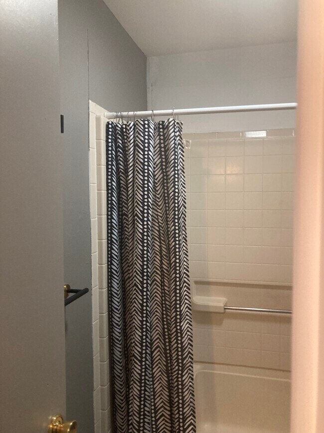 Foto del edificio - 2544 Joliet St