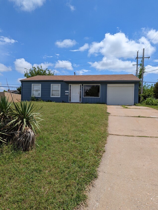 Foto principal - 2340 NW Lincoln Ave