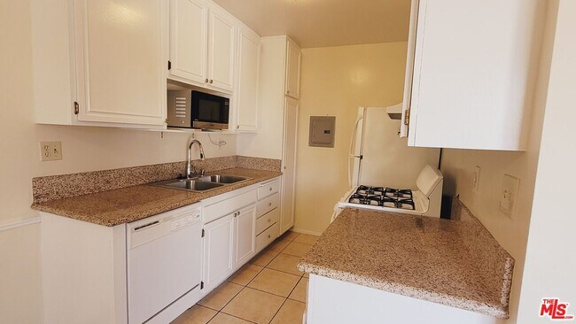 Foto del edificio - 818 7th St