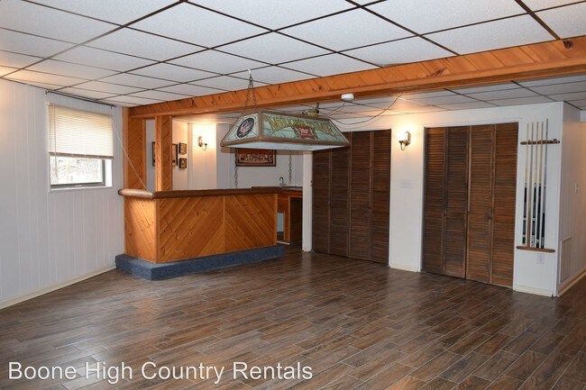 Foto del edificio - 123 Lower Grouse Ridge Rd