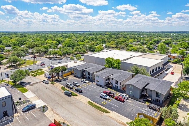 Aerial Photo - Gardens At Westgate