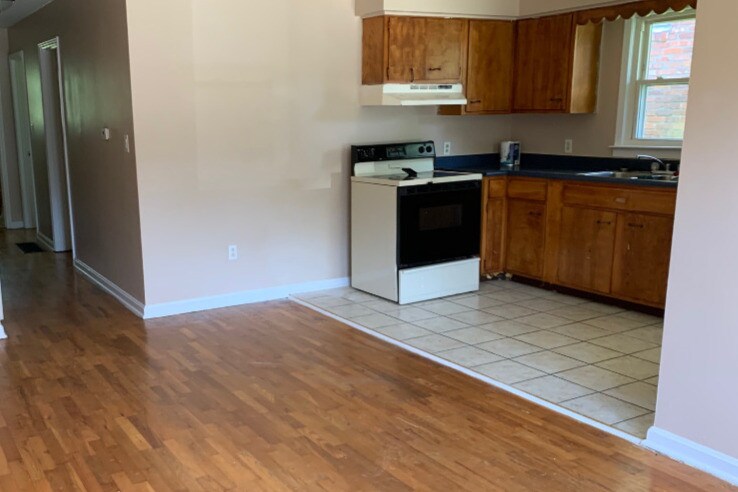 Foto principal - 110 Sunset Dr