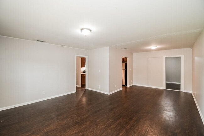 Building Photo - 7059 Melvin Rd
