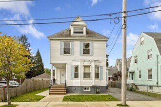 Building Photo - 36 Emerson St