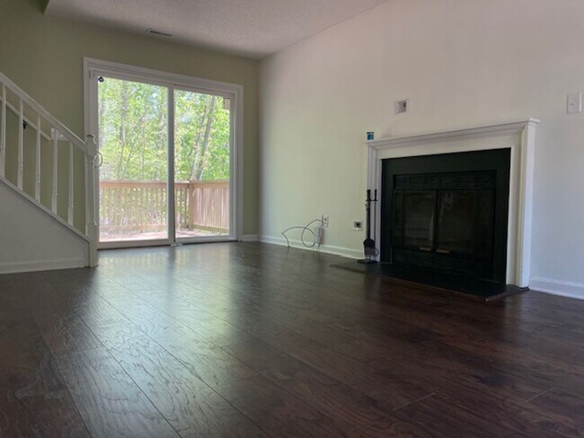 Foto del edificio - 3 Bedroom, 1.5 Bath Home in Durham