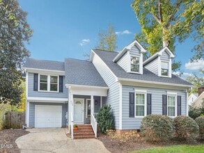 Building Photo - 204 Leeward Ct