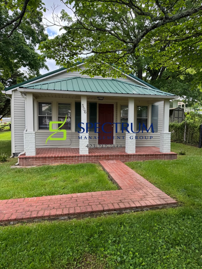 Building Photo - 506 Phillips St