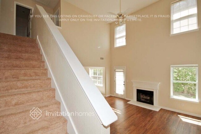 Foto del edificio - 4435 Ravenwood Dr