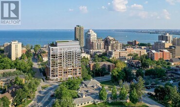 Building Photo - 2088 James St