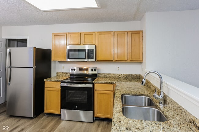 Foto del edificio - 2079 Meadowlark Ln