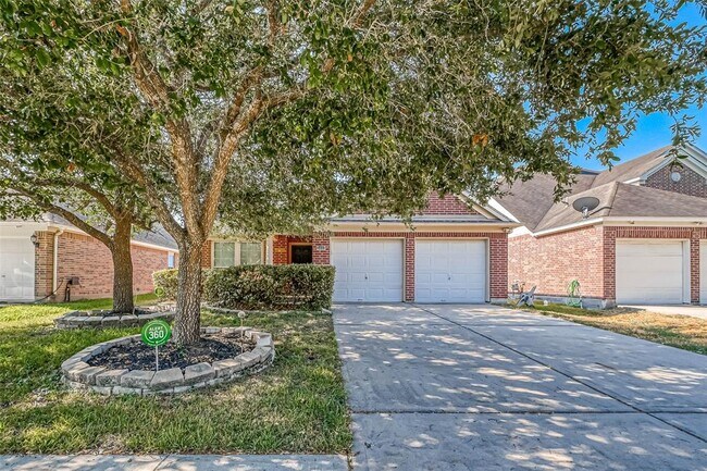 Building Photo - 3403 Sparta Dr