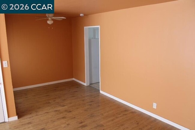 Building Photo - 2745 Rollingwood Dr