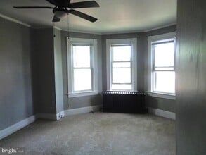Building Photo - 2908 Grindon Ave