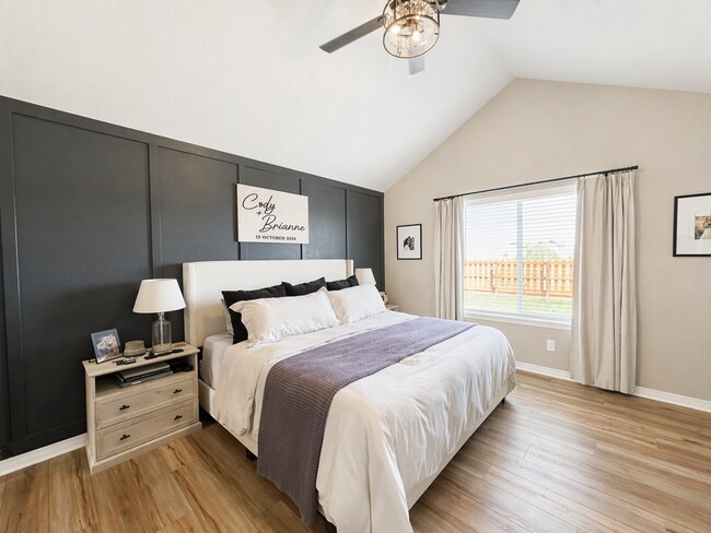 Foto del edificio - Stunning 5 Bedroom Ranch Home in Lorson Ranch!