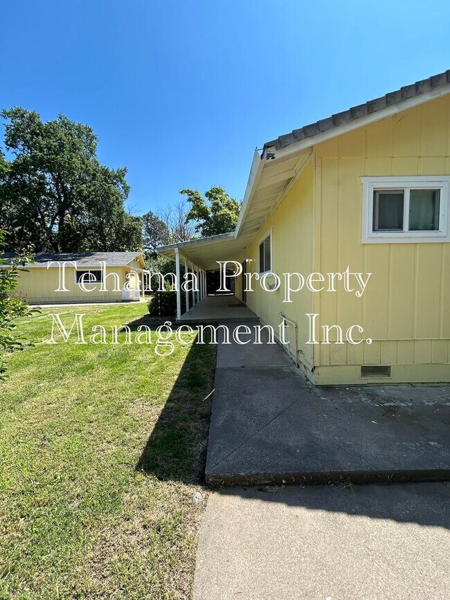 Building Photo - Charming 2/2 home in Los Molinos