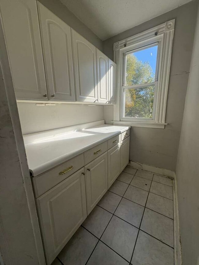 Building Photo - 269 Norton St