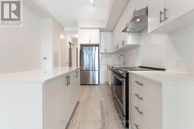 Photo du bâtiment - 8960-8960 Jane St